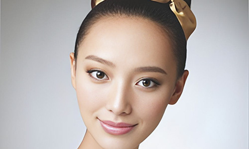 额头